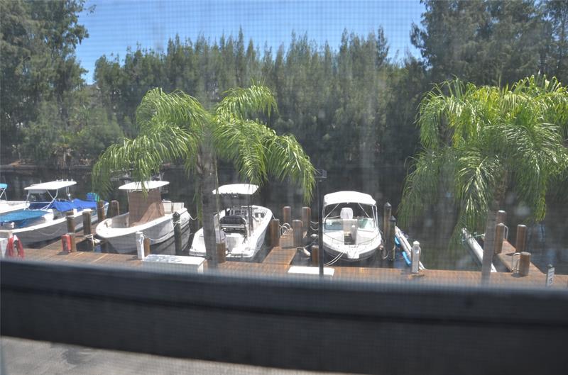 Image 16 of 30 For 6201 Bay Club Dr  4