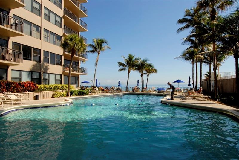 Image 11 of 12 For 3800 Galt Ocean Dr  605