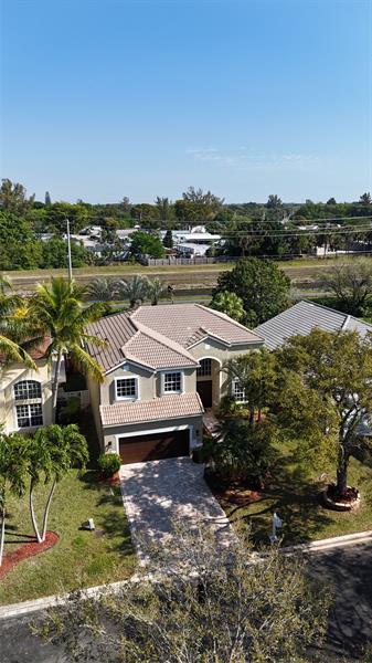 Image 11 of 15 For 6733 81 Court