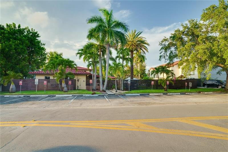 Image 12 of 14 For 2625 13th Ct  6