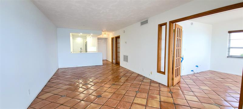 Image 11 of 24 For 6000 Ocean Blvd  7c