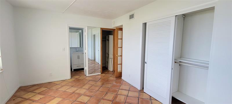 Image 15 of 24 For 6000 Ocean Blvd  7c