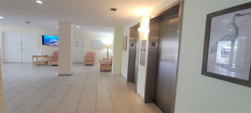 Image 20 of 24 For 6000 Ocean Blvd  7c