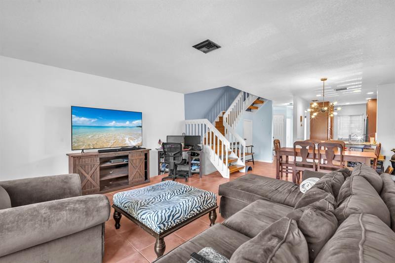 Image 12 of 34 For 3815 Carambola Cir  28108
