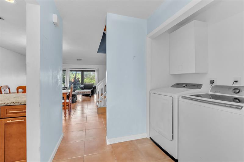 Image 14 of 34 For 3815 Carambola Cir  28108