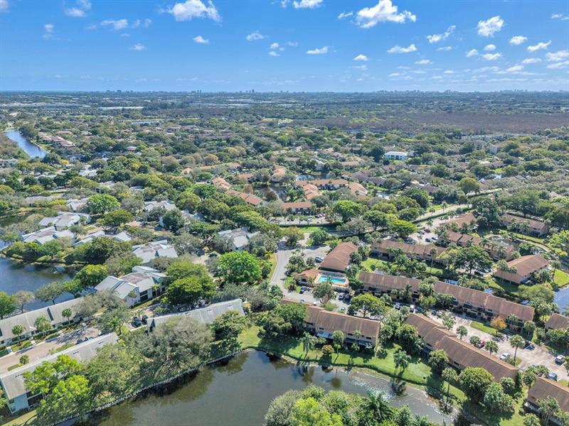 Image 25 of 34 For 3815 Carambola Cir  28108