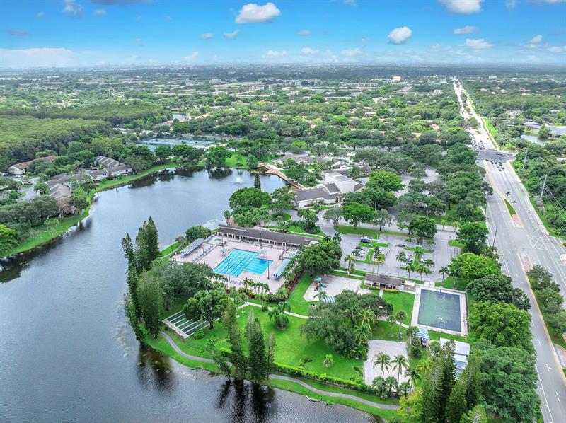 Image 28 of 34 For 3815 Carambola Cir  28108