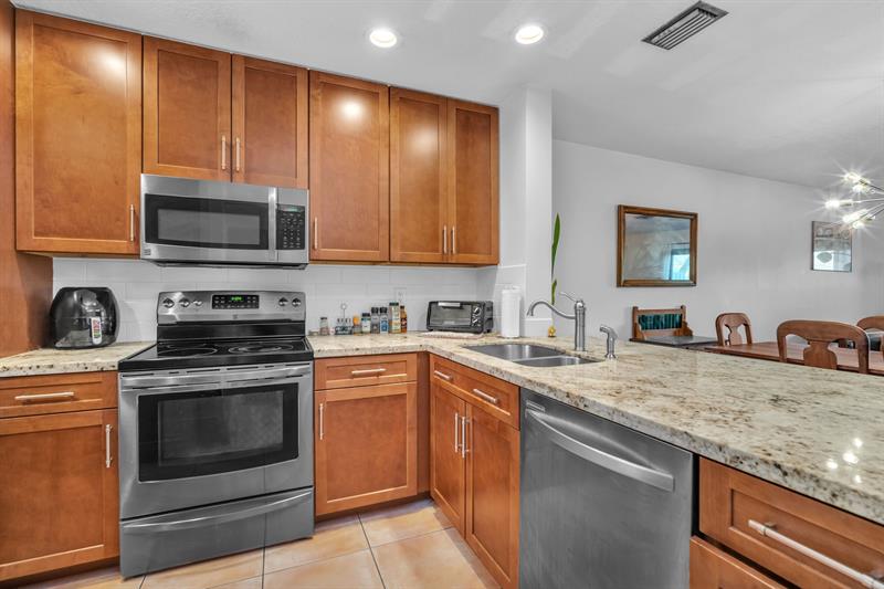 Image 6 of 34 For 3815 Carambola Cir  28108