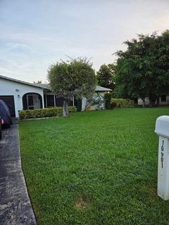 Image 4 of 28 For 10901 33rd St