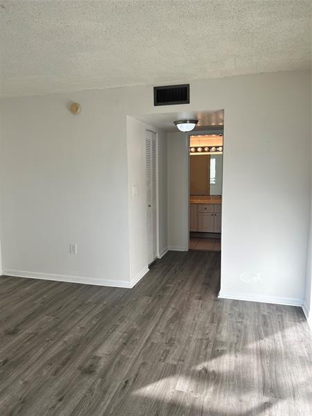 Image 11 of 14 For 711 Pine Island Rd  319