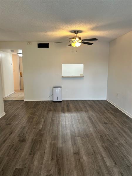 Image 6 of 14 For 711 Pine Island Rd  319