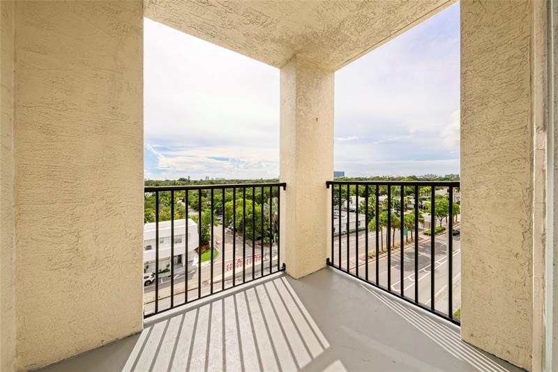 Image 6 of 53 For 520 5th Ave  1504