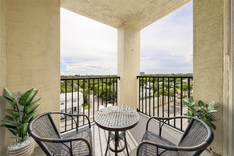 Image 7 of 53 For 520 5th Ave  1504