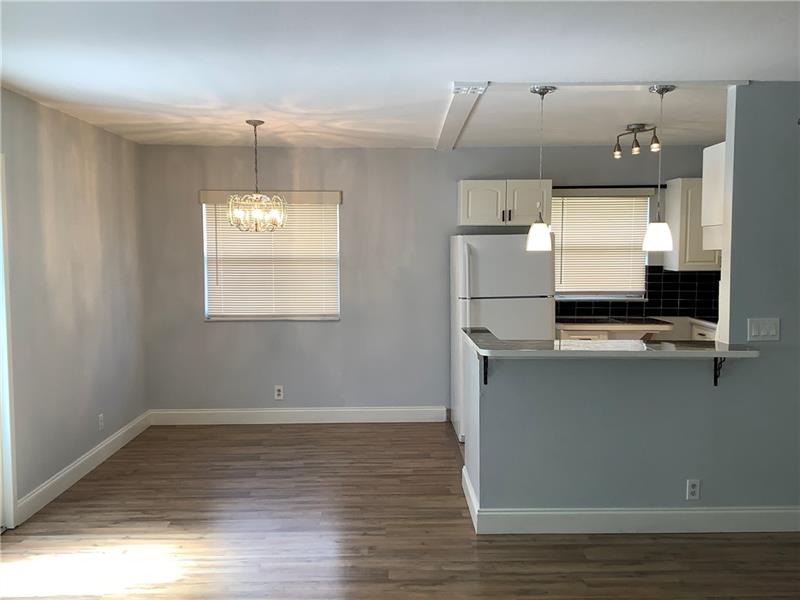 Image 10 of 29 For 557 Monaco L  557