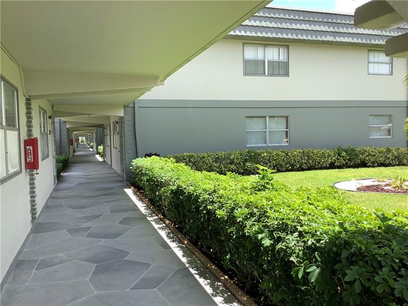 Image 27 of 29 For 557 Monaco L  557