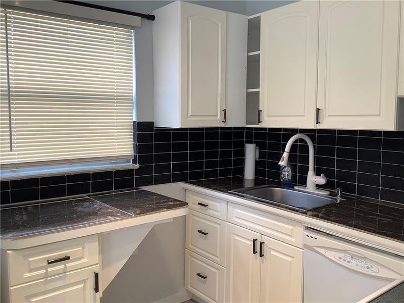 Image 5 of 29 For 557 Monaco L  557