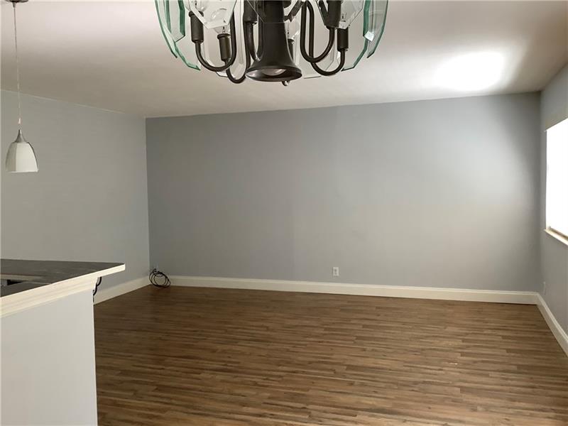 Image 9 of 29 For 557 Monaco L  557