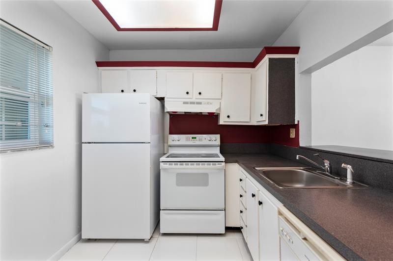 Image 9 of 24 For 4705 35th St  609