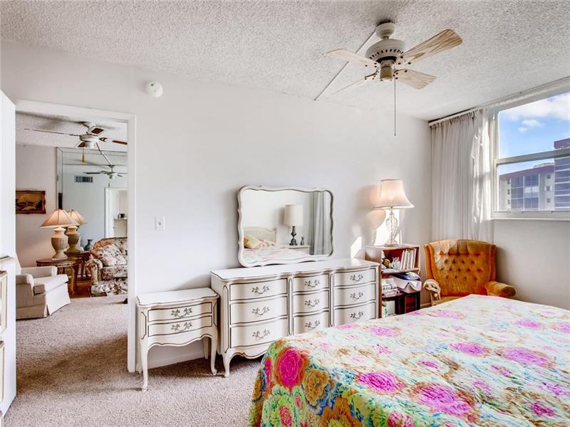 Image 24 of 42 For 2731 14th St Cswy  508