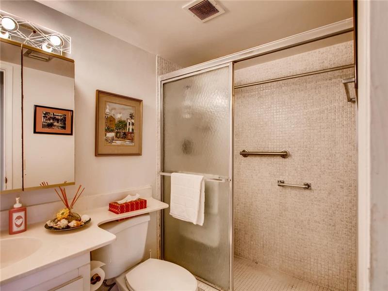 Image 27 of 42 For 2731 14th St Cswy  508