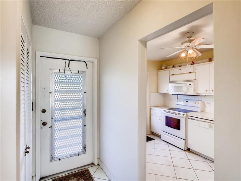 Image 6 of 42 For 2731 14th St Cswy  508