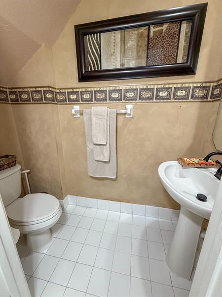 Image 22 of 46 For 11609 47th Dr
