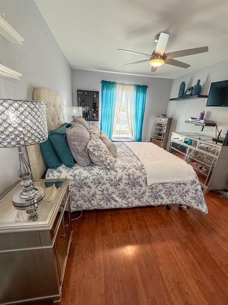 Image 32 of 46 For 11609 47th Dr