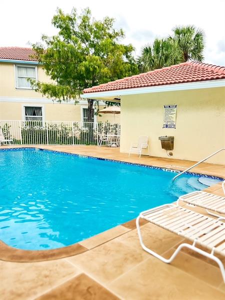 Image 46 of 46 For 11609 47th Dr