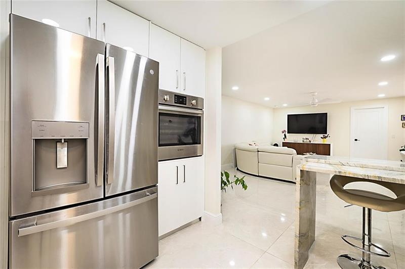 Image 14 of 49 For 2800 Ocean Dr  B-9a