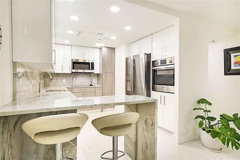 Image 15 of 49 For 2800 Ocean Dr  B-9a