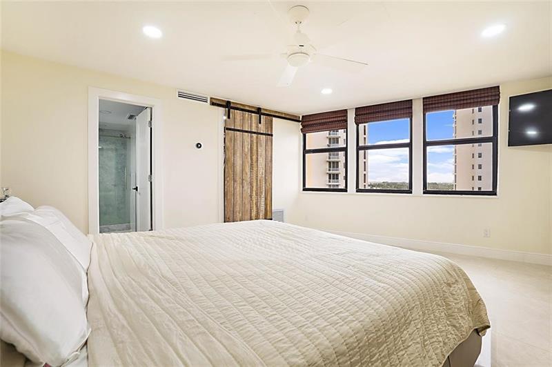 Image 17 of 49 For 2800 Ocean Dr  B-9a