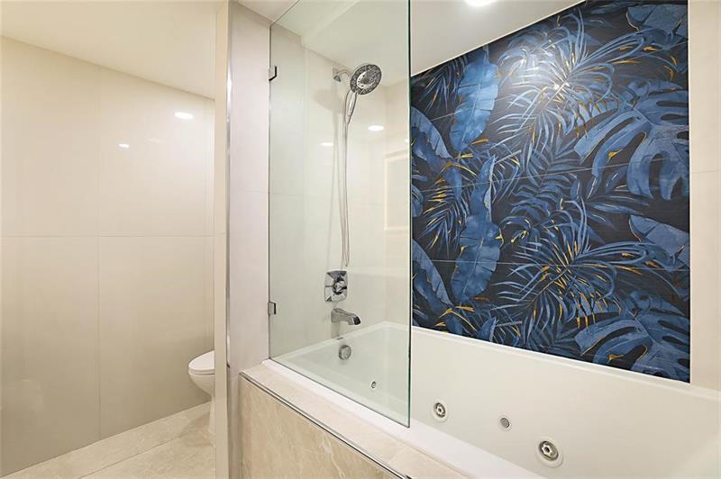 Image 19 of 49 For 2800 Ocean Dr  B-9a