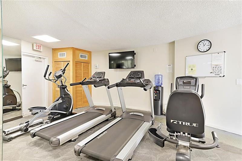 Image 36 of 49 For 2800 Ocean Dr  B-9a