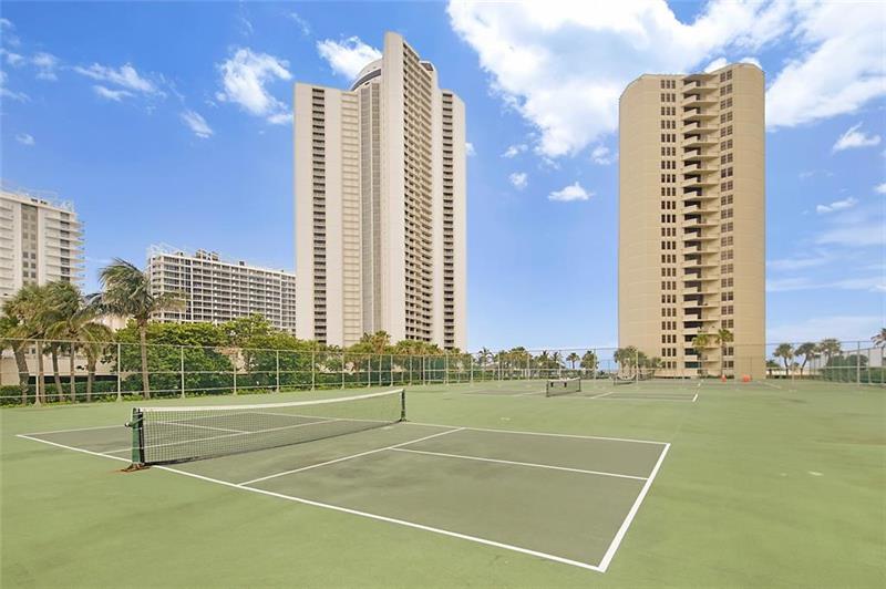 Image 42 of 49 For 2800 Ocean Dr  B-9a