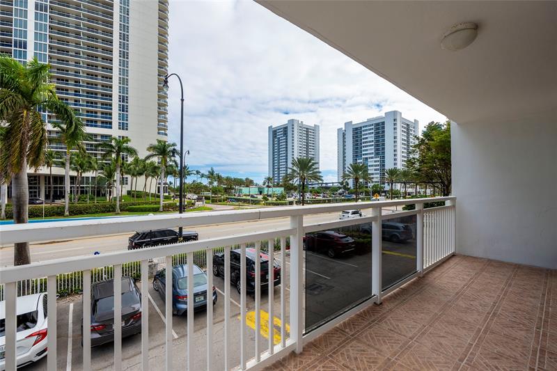 Image 24 of 25 For 1849 Ocean Dr  215