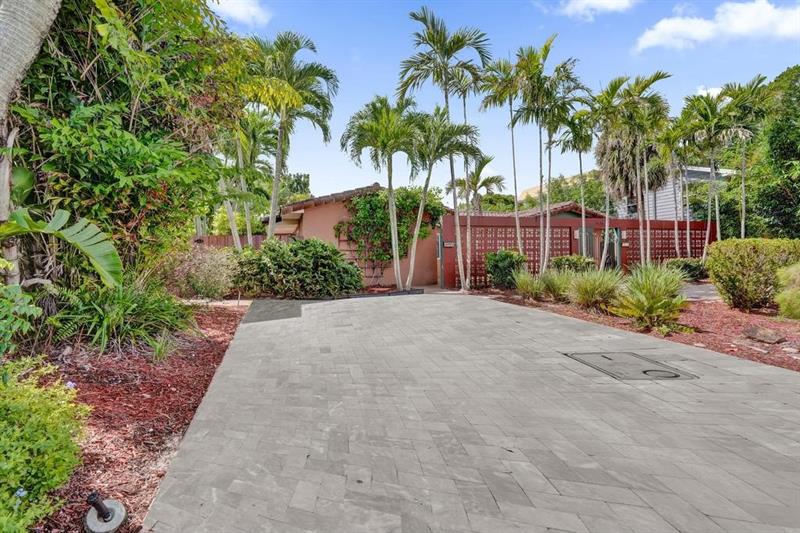 Details for 1418 56th Ct  E, Fort Lauderdale, FL 33334