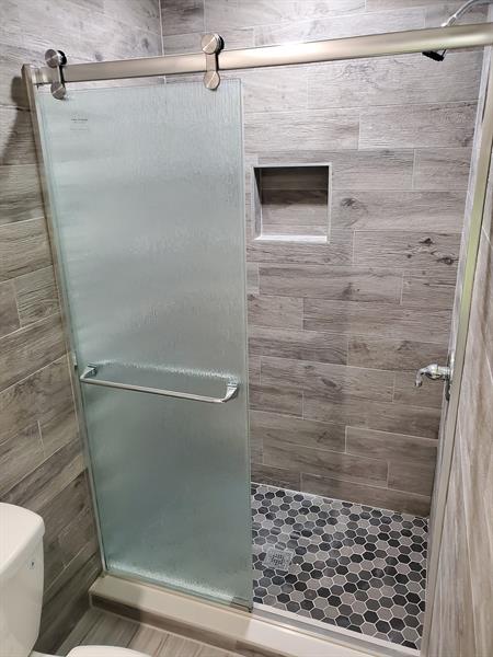 Image 3 of 7 For 224 19th Ave  2