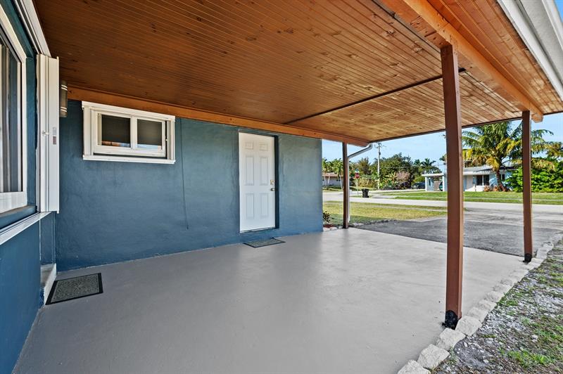 Image 41 of 45 For 1900 33rd Ave