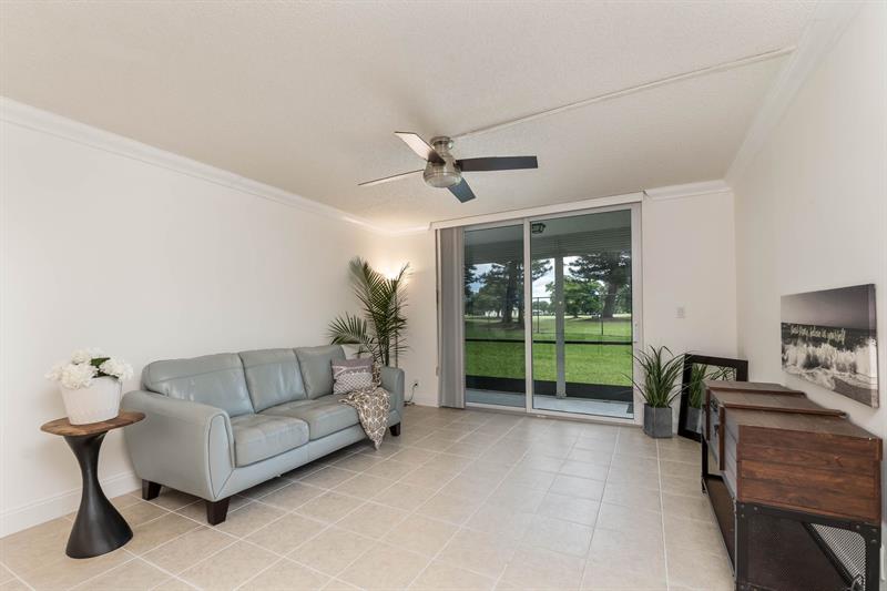 Image 10 of 19 For 3150 Rolling Hills Cir  110
