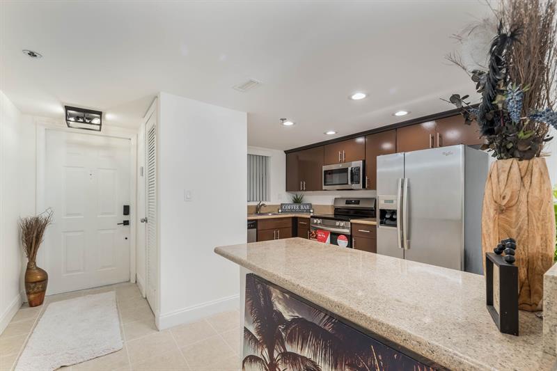 Image 3 of 19 For 3150 Rolling Hills Cir  110