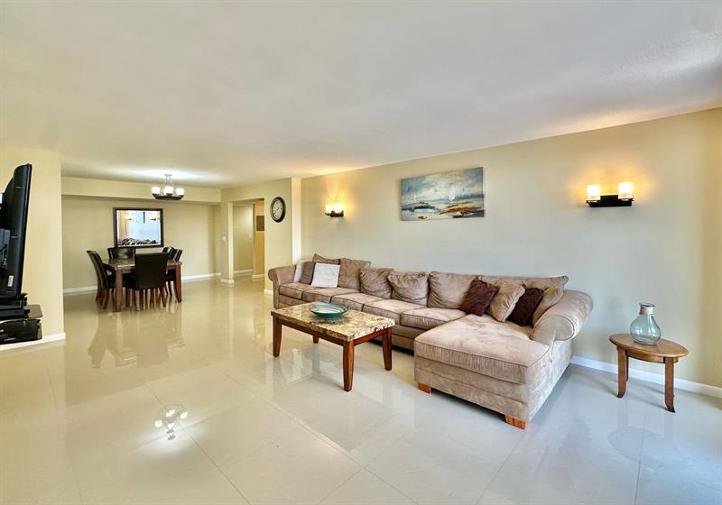 Image 23 of 45 For 2401 Ocean Drive  707