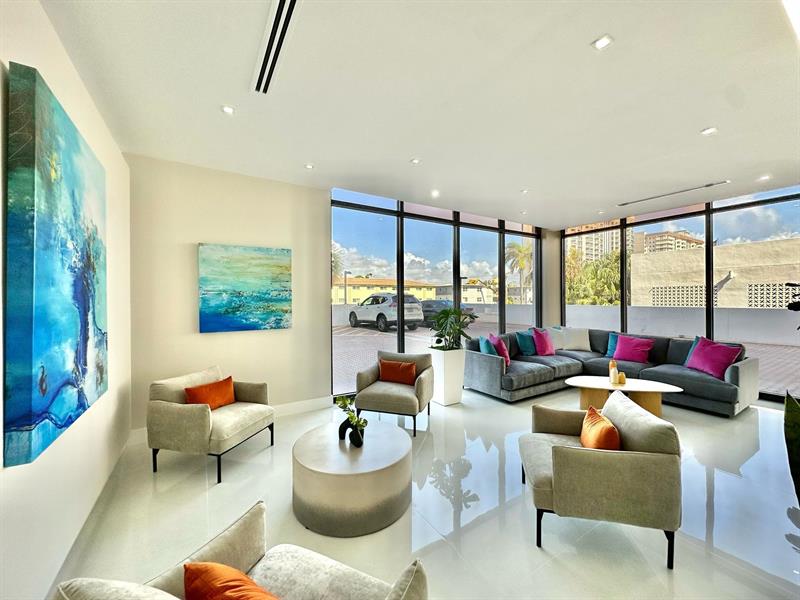 Image 9 of 45 For 2401 Ocean Drive  707