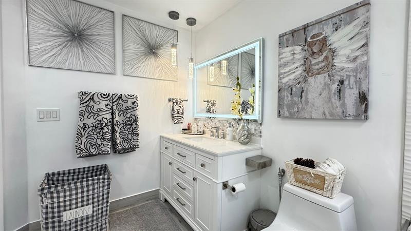 Image 12 of 23 For 6471 41st Ter