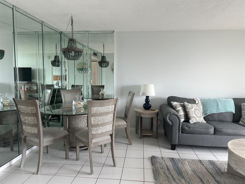 Image 12 of 35 For 1009 Ocean Blvd  407