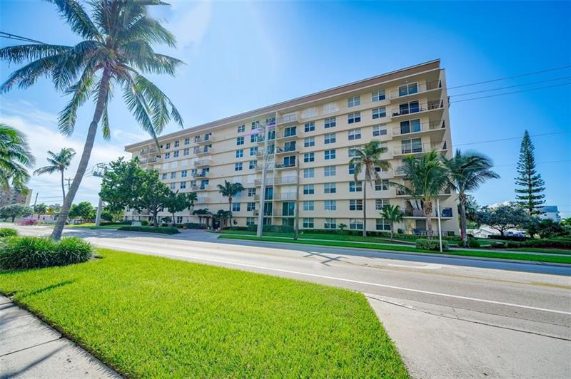 Image 4 of 35 For 1009 Ocean Blvd  407