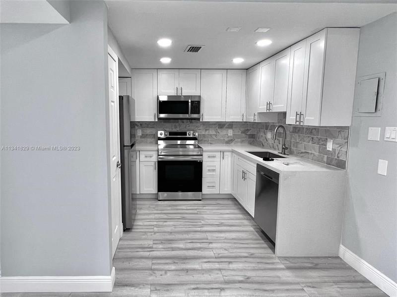 Details for 4174 Inverrary Dr  412, Lauderhill, FL 33319