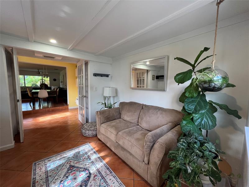 Image 11 of 35 For 1433 5th Ct  