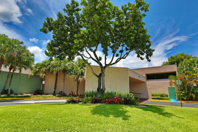 Image 30 of 30 For 9151 Lime Bay Blvd  310