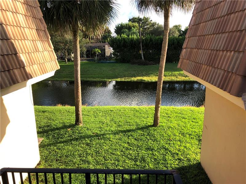 Image 14 of 15 For 10880 Royal Palm Blvd  10880