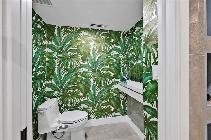Image 29 of 52 For 2880 14th Street Cswy  108